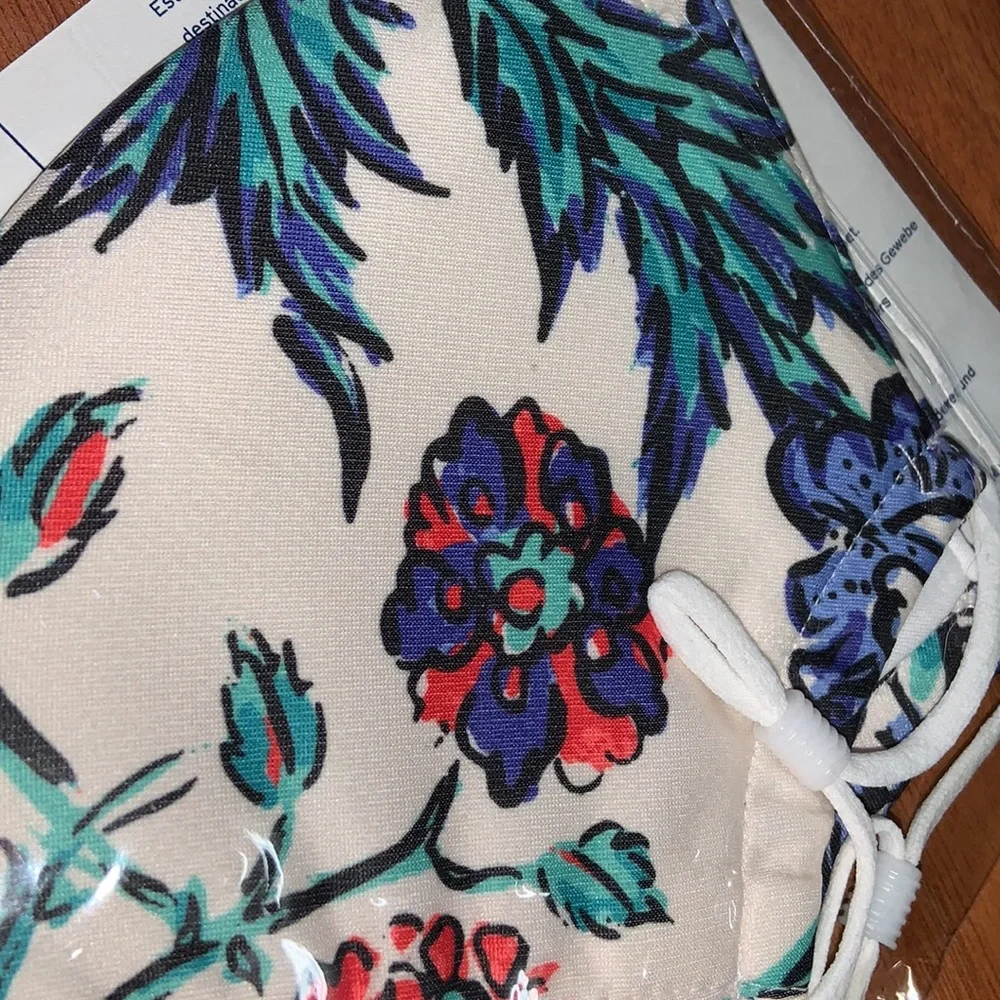 Brand New in Packaging Tory Burch Face Mask